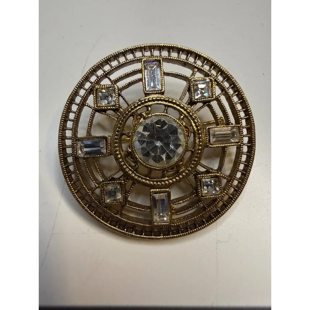 Gold Tone Round Crystal Rhinestone Openwork Geometric Brooch Pin